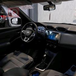 نيسان ماغنيت